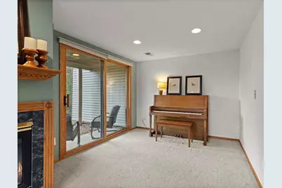 922 Sherwood Road, Shoreview, MN 55126 - Photo 17