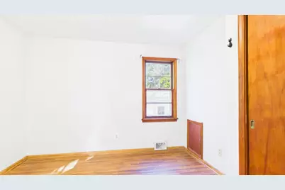 5043 Granada Avenue N, Oakdale, MN 55128 - Photo 11