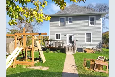 204 Fremont Street S, Lake Benton, MN 56149 - Photo 5