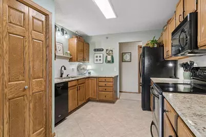 2525 Concord Way #123, Mendota Heights, MN 55120 - Photo 13