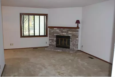 1913 Fox Ridge Drive #B, West Saint Paul, MN 55118 - Photo 7