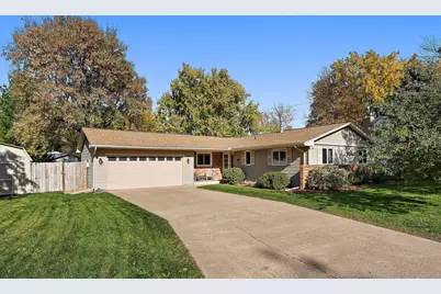11209 Carver Court, Burnsville, MN 55337 - Photo 13