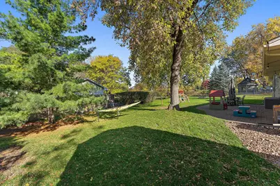 11209 Carver Court, Burnsville, MN 55337 - Photo 5