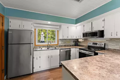11209 Carver Court, Burnsville, MN 55337 - Photo 15