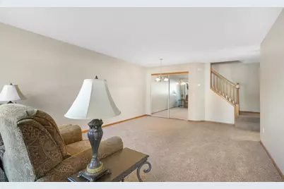 15718 Lower Fjord Way, Apple Valley, MN 55124 - Photo 3