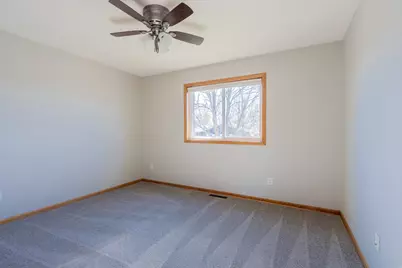 915 8th Avenue NW, Hutchinson, MN 55350 - Photo 9