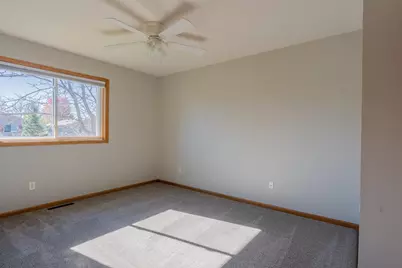 915 8th Avenue NW, Hutchinson, MN 55350 - Photo 19