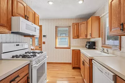 5637 Rhode Island Avenue N, Crystal, MN 55428 - Photo 5