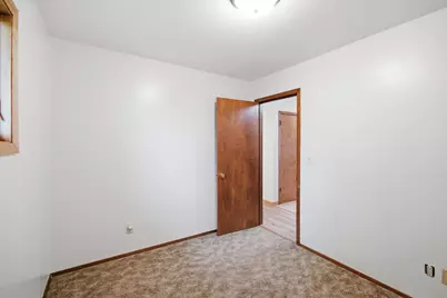 80 10th Street SE, Wells, MN 56097 - Photo 15