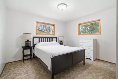 80 10th Street SE, Wells, MN 56097 - Photo 13