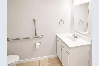 1205 S Sibley Avenue #205, Litchfield, MN 55355 - Photo 5