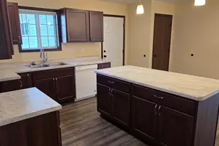 409 S 19th St, Montevideo, MN 56265 - Photo 5