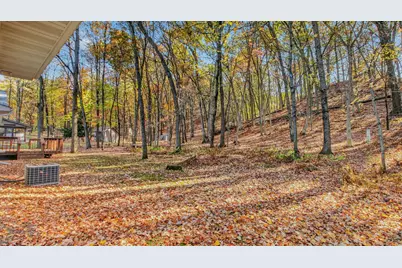 3657 Oak Hill Place, Eau Claire, WI 54703 - Photo 3