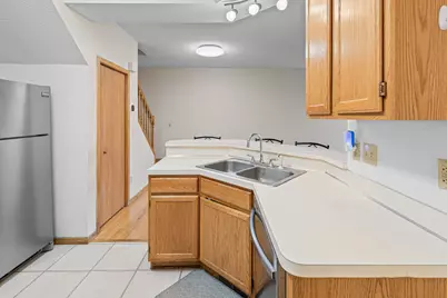 9199 Troon Court, Woodbury, MN 55125 - Photo 17