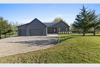 68 Colbert Avenue NW, Buffalo, MN 55313 - Photo 3
