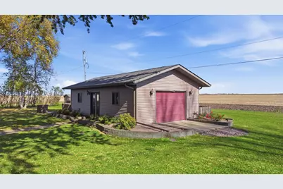 208 4th Avenue N, Waldorf, MN 56091 - Photo 39