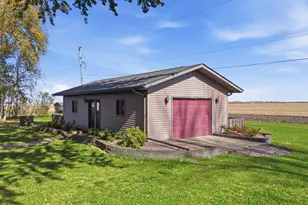 208 4th Ave N, Waldorf, MN 56091 - Photo 39