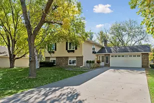 10122 Utah Cir, Bloomington, MN 55438 - Photo 1