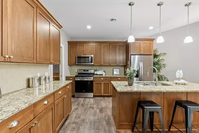 620 Liberty Way, Vadnais Heights, MN 55127 - Photo 15
