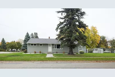 1604 3rd Street S, Moorhead, MN 56560 - Photo 1