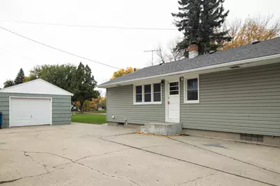 1604 3rd Street S, Moorhead, MN 56560 - Photo 5