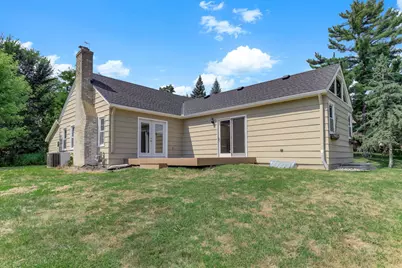 1922 Oakland Road, Minnetonka, MN 55305 - Photo 33