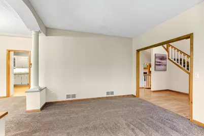 2413 Bridle Creek Trail, Chanhassen, MN 55317 - Photo 5