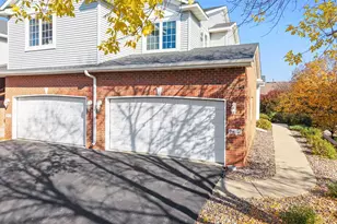 20048 Homestead Ct, Lakeville, MN 55044 - Photo 1