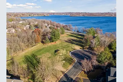 3961 White Oak Lane, Chanhassen, MN 55331 - Photo 39