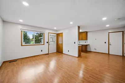 11105 Drake Street NW, Coon Rapids, MN 55433 - Photo 5