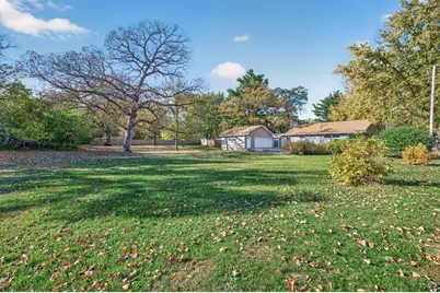 2621 McKnight Road N, North Saint Paul, MN 55109 - Photo 29
