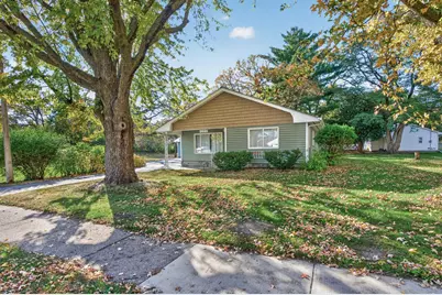 2621 McKnight Road N, North Saint Paul, MN 55109 - Photo 3