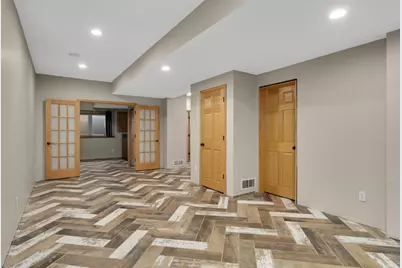 8924 Heatherton Ridge Drive, Savage, MN 55378 - Photo 27