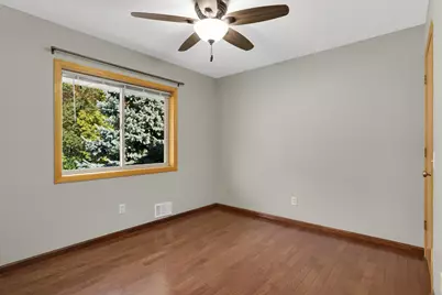 8924 Heatherton Ridge Drive, Savage, MN 55378 - Photo 19