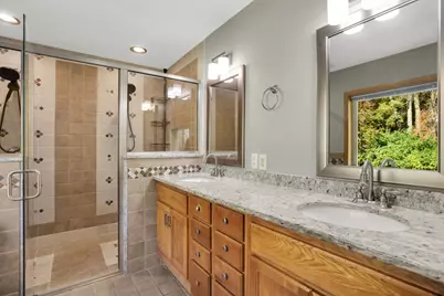 8924 Heatherton Ridge Drive, Savage, MN 55378 - Photo 17