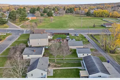 3706 4th Avenue E, Hibbing, MN 55746 - Photo 29