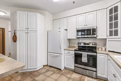 15001 Burnhaven Drive #120, Burnsville, MN 55306 - Photo 17