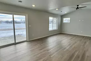 1055 Village Ln, Detroit Lakes, MN 56501 - Photo 5