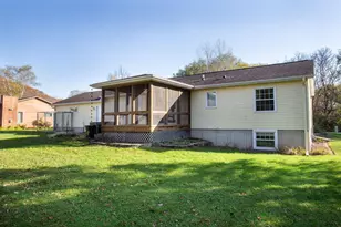 207 S Martin St, Elmwood, WI 54740 - Photo 33