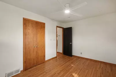 7286 Clay Avenue E, Inver Grove Heights, MN 55076 - Photo 5