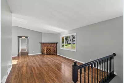 7440 Landau Curve, Bloomington, MN 55438 - Photo 3