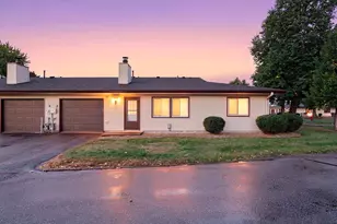 7843 85th Ct N, Brooklyn Park, MN 55445 - Photo 1