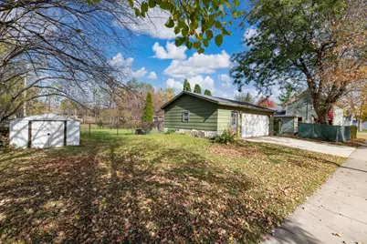 401 N Cedar Street, Chaska, MN 55318 - Photo 27