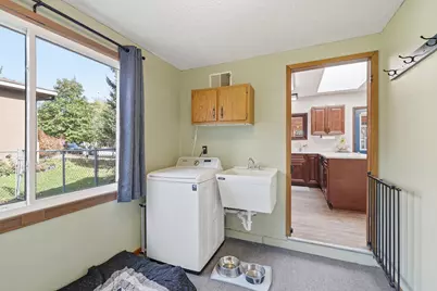 401 N Cedar Street, Chaska, MN 55318 - Photo 23