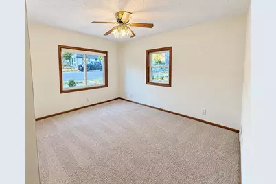 137 5th Street N, Bayport, MN 55003 - Photo 7