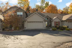 29507 Mentzer Ct, Lindstrom, MN 55045 - Photo 1