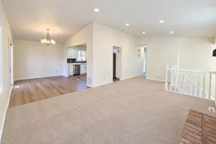 1645 Ranier Cir, Plymouth, MN 55447 - Photo 5