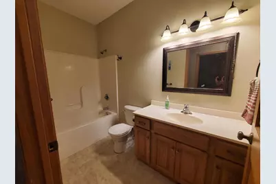 2327 Lake Avenue, New Ulm, MN 56073 - Photo 9