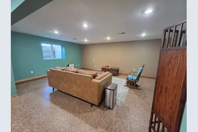 2327 Lake Avenue, New Ulm, MN 56073 - Photo 17