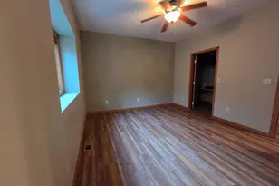 2327 Lake Ave, New Ulm, MN 56073 - Photo 11